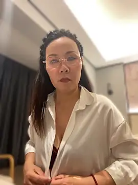xiaoyun-10 online show from June 4, 2026, 2:55 pm