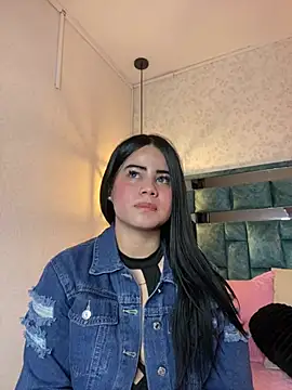 zoe martinez online show from May 19, 2026, 5:53 pm