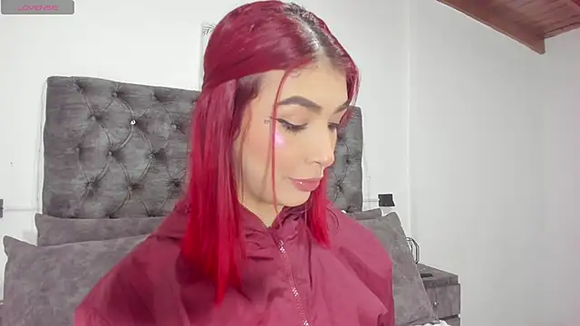Alana2916 online show from June 22, 2026, 1:19 pm