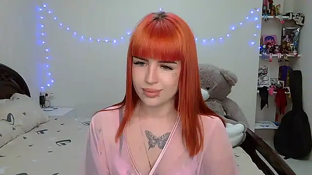VelvetEmber online show from May 11, 2026, 2:40 pm