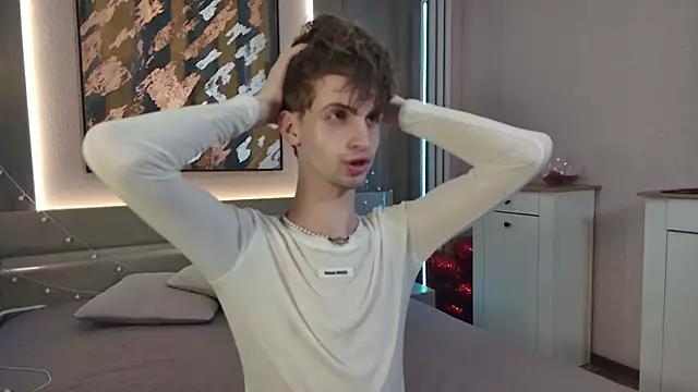Bimbo boy  online show from June 22, 2026, 1:41 pm