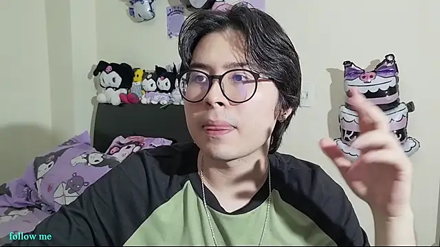 Snapshot of kuromi_boy chatting on May 23, 2026, 1:48 am kuromi boy online show from May 23, 2026, 1:48 am