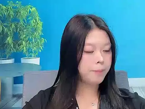 Louise59  online show from May 22, 2026, 2:20 am