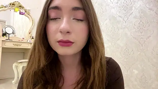 Rosie Sweety online show from May 25, 2026, 7:12 pm