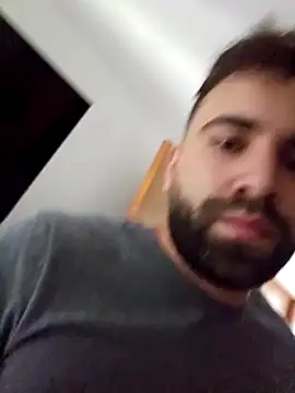 alexGuerito online show from May 10, 2026, 4:42 pm