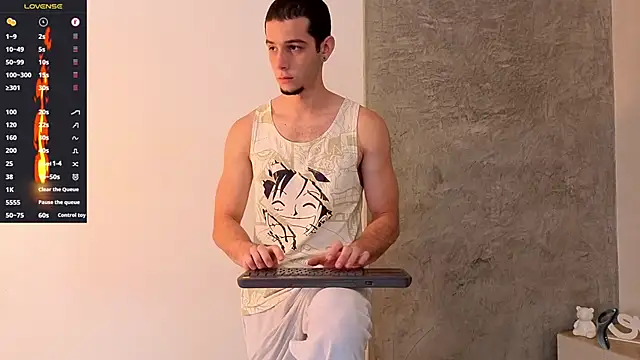 isaacblaze  online show from June 6, 2026, 3:56 am