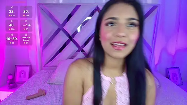 Snapshot of thalia_gomez__ chatting on June 1, 2026, 8:19 pm thalia gomez online show from June 1, 2026, 8:19 pm