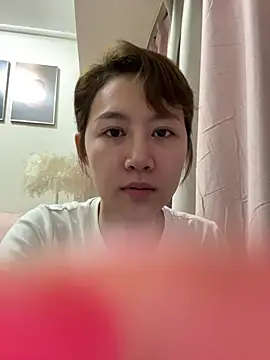A-happyy online show from May 12, 2026, 1:06 pm