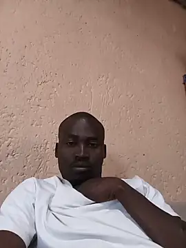 kekana1900 online show from May 13, 2026, 7:26 am