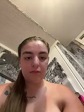 LexiXXoo online show from June 30, 2026, 10:10 pm