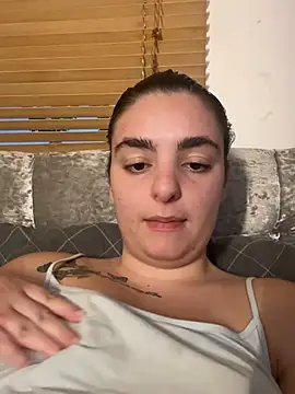LexiXXoo online show from July 10, 2026, 8:53 pm