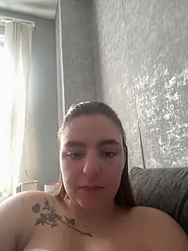 LexiXXoo online show from May 14, 2026, 9:17 am