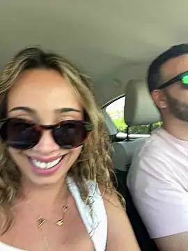 space couple online show from June 14, 2026, 12:39 pm