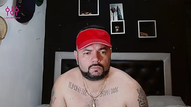 Snapshot of perverseveteranmanxxx chatting on February 27, 2025, 2:43 pm perverseveteranmanxxx online show from February 27, 2025, 2:43 pm