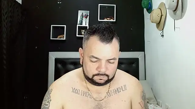 Snapshot of perverseveteranmanxxx chatting on February 15, 2025, 10:42 pm perverseveteranmanxxx online show from February 15, 2025, 10:42 pm