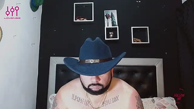 Snapshot of perverseveteranmanxxx chatting on February 28, 2025, 11:12 pm perverseveteranmanxxx online show from February 28, 2025, 11:12 pm