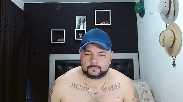 Snapshot of perverseveteranmanxxx chatting on February 20, 2025, 1:08 pm perverseveteranmanxxx online show from February 20, 2025, 1:08 pm