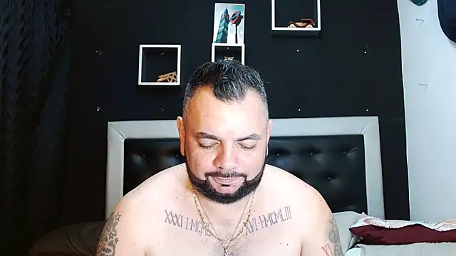 Snapshot of perverseveteranmanxxx chatting on March 9, 2025, 1:14 am perverseveteranmanxxx online show from March 9, 2025, 1:14 am