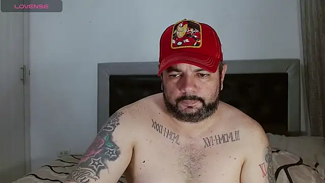 Snapshot of perverseveteranmanxxx chatting on June 11, 2026, 10:51 pm perverseveteranmanxxx online show from June 11, 2026, 10:51 pm