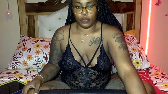 creamyamber online show from April 7, 2026, 1:40 am