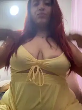 AmandaDarkbloom online show from May 26, 2026, 12:20 am