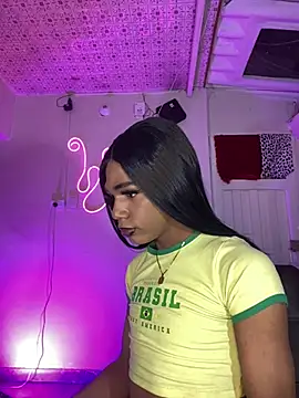 violeta E  online show from July 14, 2026, 4:39 am