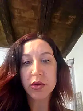 Nicolevellori online show from May 14, 2026, 7:38 am