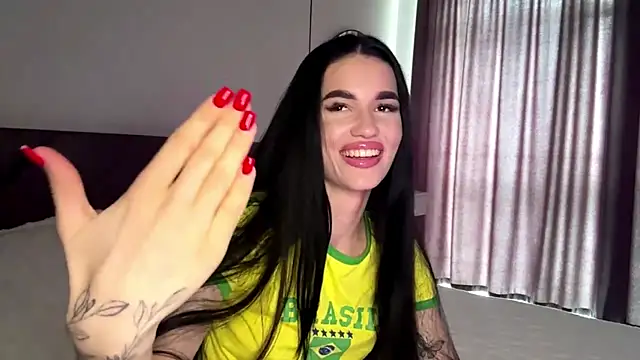 KarieEgge online show from June 18, 2026, 3:06 pm