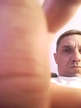 Snapshot of Futyclean chatting on May 20, 2026, 5:43 pm Futyclean online show from May 20, 2026, 5:43 pm