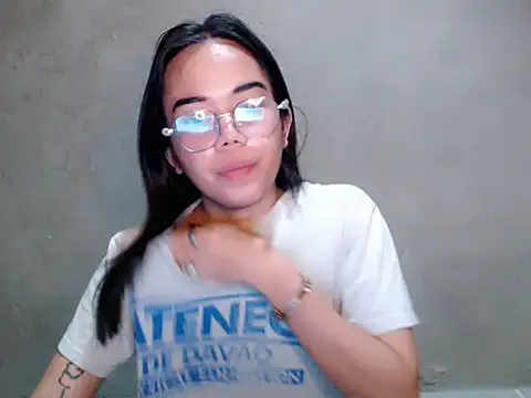 Snapshot of Urbabydollxxx chatting on June 14, 2026, 6:31 pm Urbabydollxxx online show from June 14, 2026, 6:31 pm