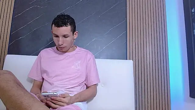 Isak Berekoa online show from May 29, 2026, 3:12 am