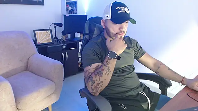 Thiago 420 online show from May 20, 2026, 11:24 pm
