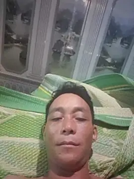 myle-couple22 online show from May 18, 2026, 4:51 am