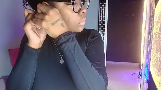 EbonyRose   online show from June 11, 2026, 12:02 pm