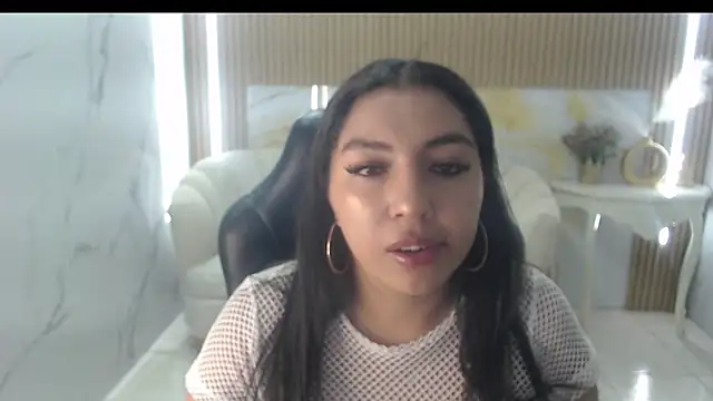 Alexa s1 online show from June 25, 2026, 7:52 pm