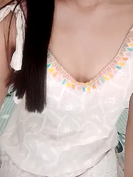 Ipho girl online show from June 19, 2026, 8:25 pm