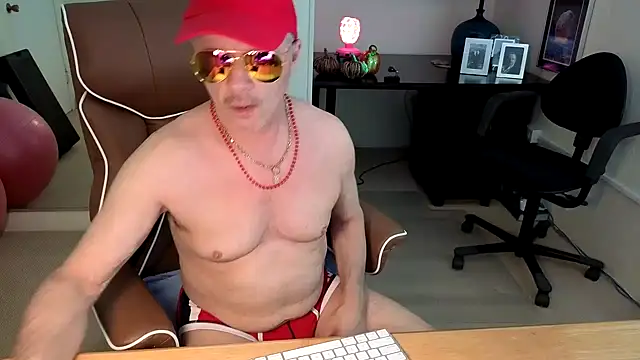 hotdadbod online show from November 19, 2025, 9:37 pm