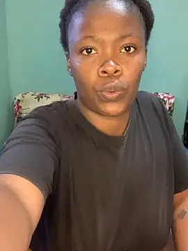 QueenEmpressXO2 online show from May 16, 2026, 9:41 am