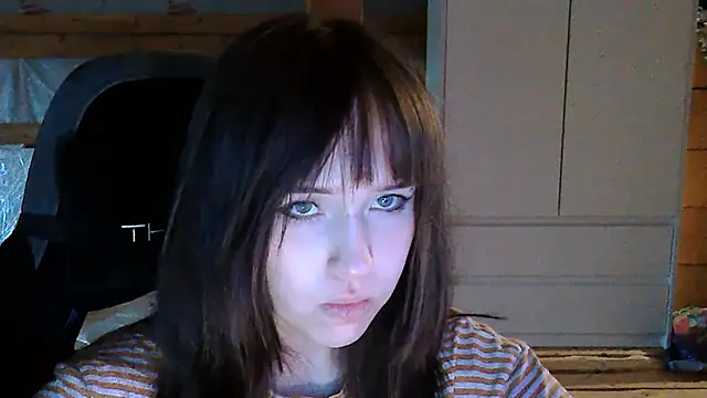 Snapshot of NoirEva chatting on May 23, 2026, 5:12 pm NoirEva online show from May 23, 2026, 5:12 pm