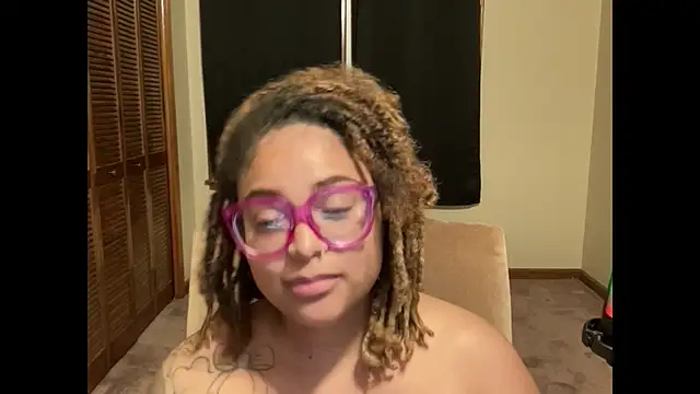 FaeAfterDark online show from June 25, 2026, 5:12 am