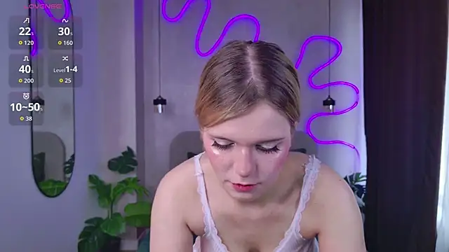 Snapshot of Sofia_Bliss_ chatting on May 21, 2026, 1:52 pm Sofia Bliss online show from May 21, 2026, 1:52 pm
