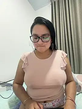Snapshot of rousee69_ chatting on June 24, 2026, 9:52 am rousee69 online show from June 24, 2026, 9:52 am