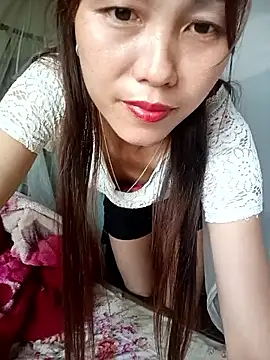 Suly-sweet online show from May 19, 2026, 1:56 am