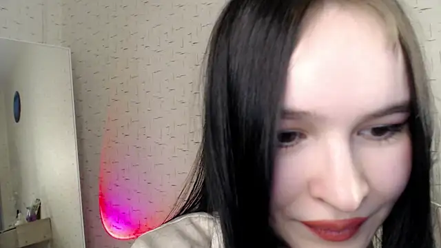 JuliaJelly online show from May 28, 2026, 2:41 am