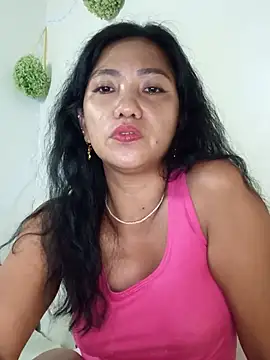 tinahturndo online show from May 25, 2026, 4:28 pm