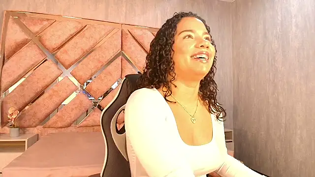 TamaraaHoney online show from May 15, 2026, 12:36 pm