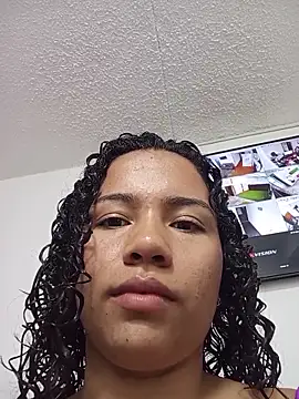 Snapshot of TamaraaHoney chatting on June 18, 2026, 1:05 pm TamaraaHoney online show from June 18, 2026, 1:05 pm