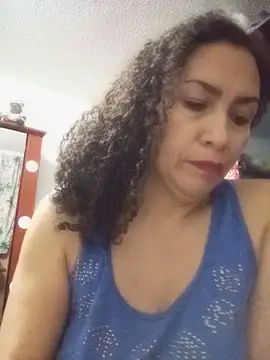 paulett15 online show from June 15, 2026, 2:39 pm