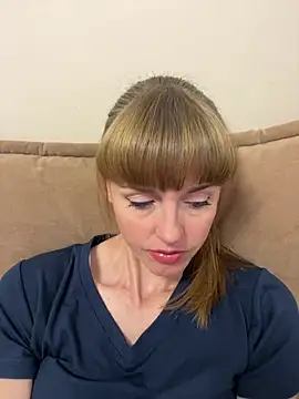 Kamilochka29511 online show from July 6, 2026, 6:09 am