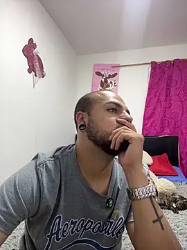 ladyandnico online show from June 30, 2026, 1:38 am